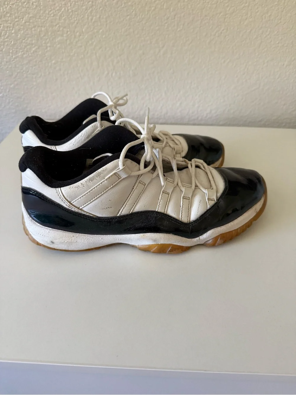 Jordan 11 Low Emerald